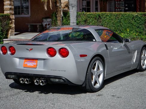 Used 2006 Chevrolet Corvette Coupe w/ Preferred Equipment Group image 10