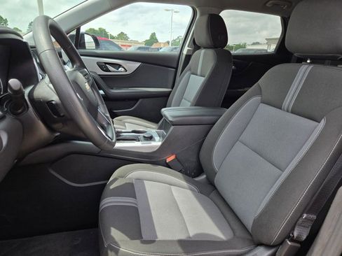 Used 2025 Chevrolet Blazer LT FWD image 14