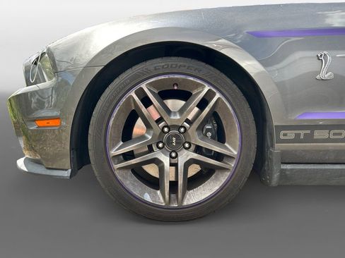 Used 2011 Ford Mustang Shelby GT500 w/ Electronics Pkg RWD image 15