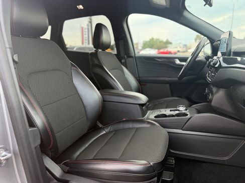 Used 2024 Ford Escape ST-Line image 14