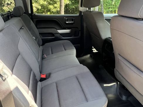 Used 2018 Chevrolet Silverado 1500 LT w/ All Star Edition AWD/4WD image 8