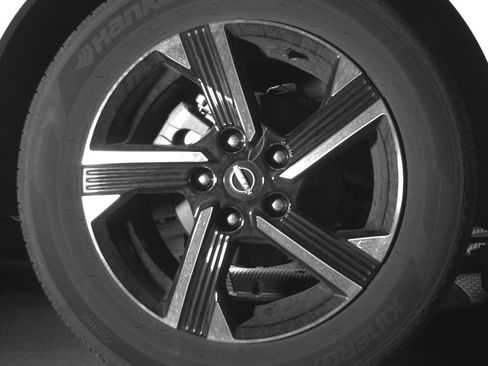 Used 2025 Nissan Sentra SV image 12