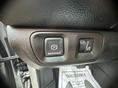 Used 2020 GMC Acadia SLE w/ Driver Convenience Package image 14