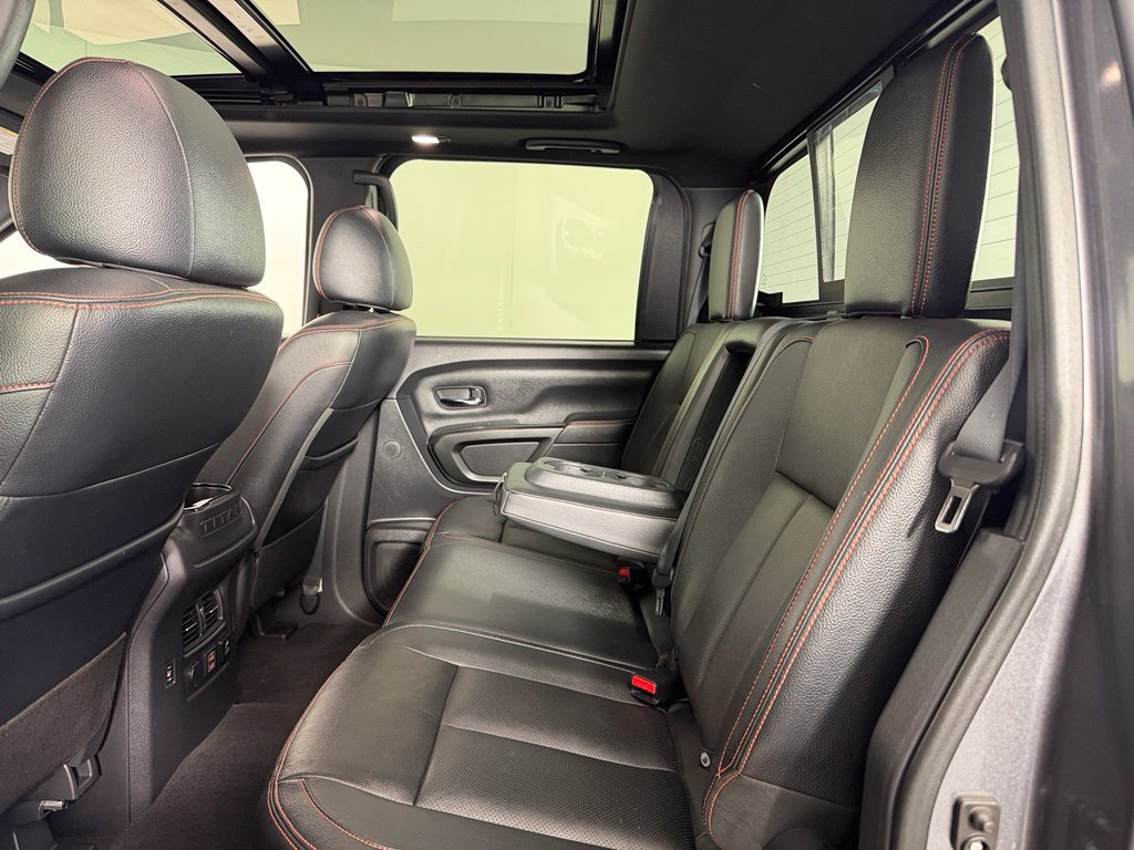Used 2024 Nissan Titan PRO-4X w/ Pro-4x Convenience Package AWD/4WD image 17