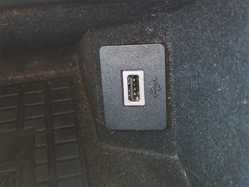 Used 2019 Lincoln Nautilus Reserve image 26