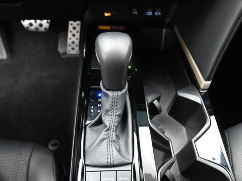 Used 2025 Toyota Camry XSE image 26