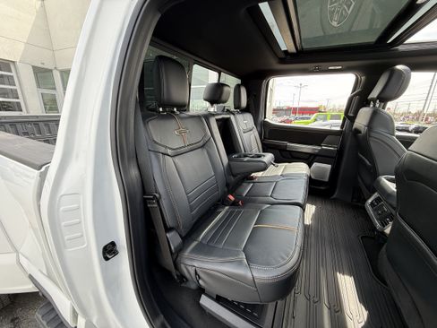 Used 2024 Ford F450 Platinum w/ FX4 Off-Road Package AWD/4WD image 29
