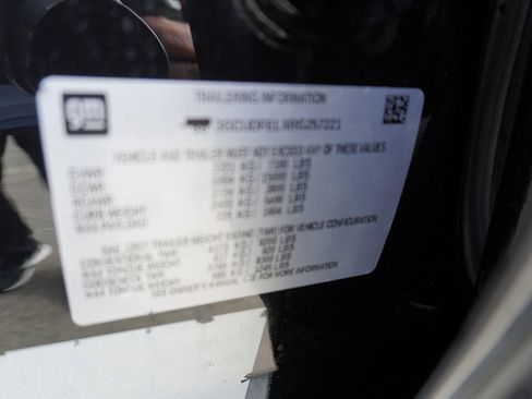 Used 2024 Chevrolet Silverado 1500 LT Trail Boss w/ LT Trail Boss Premium Package image 34