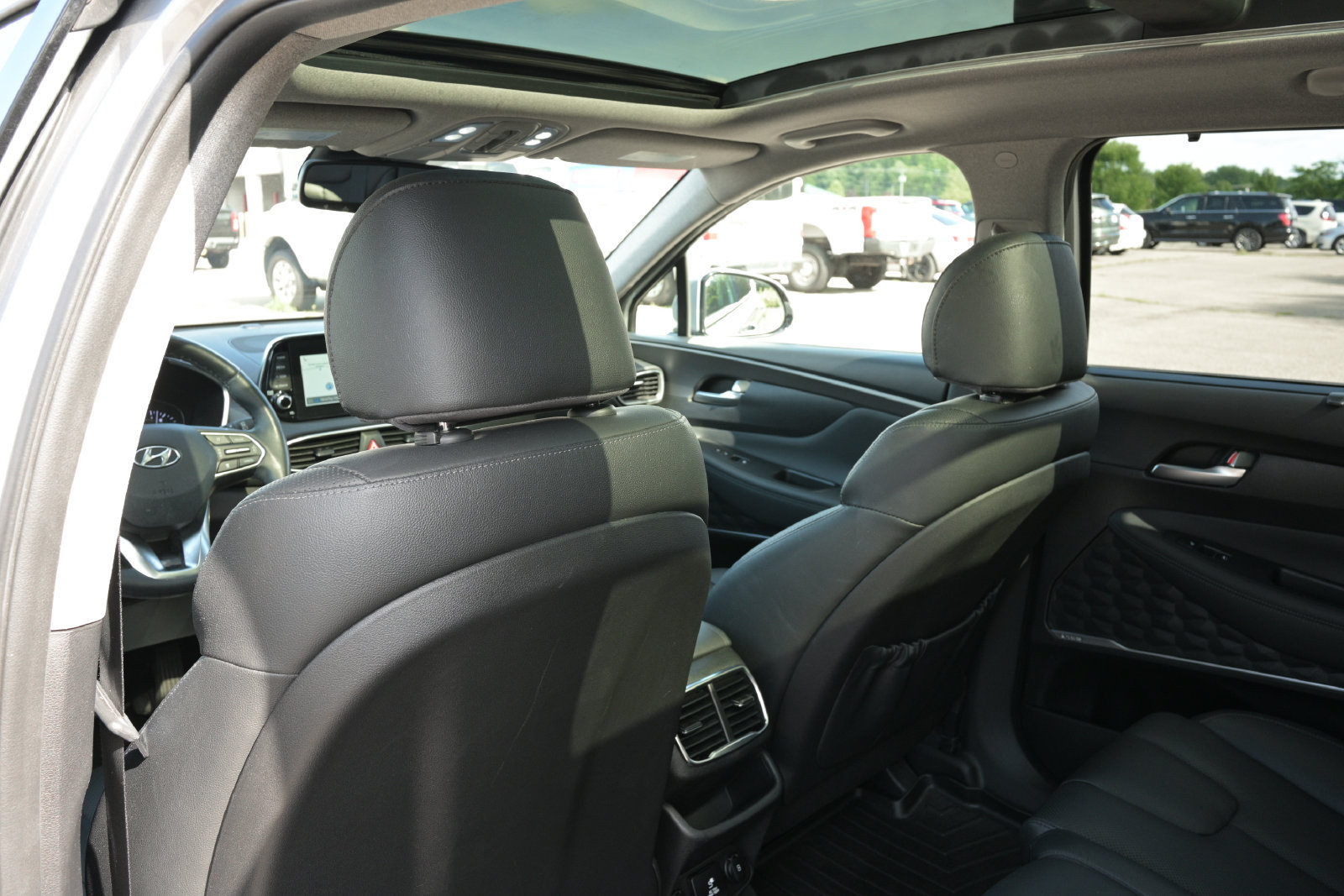 Used 2020 Hyundai Santa Fe Limited AWD/4WD image 30