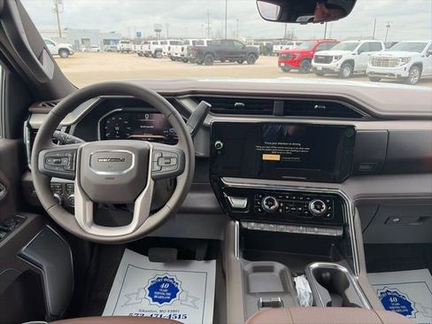 New 2026 GMC Sierra 2500 Denali w/ Denali Reserve Package image 14
