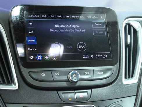 Used 2020 Chevrolet Malibu LT w/ LT Plus Package FWD image 17