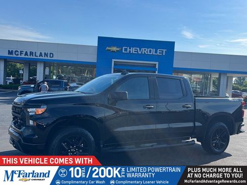 Used 2024 Chevrolet Silverado 1500 Custom w/ Turbomax Blackout Package AWD/4WD image 1