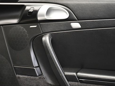 Used 2008 Porsche 911 Carrera 4 image 37