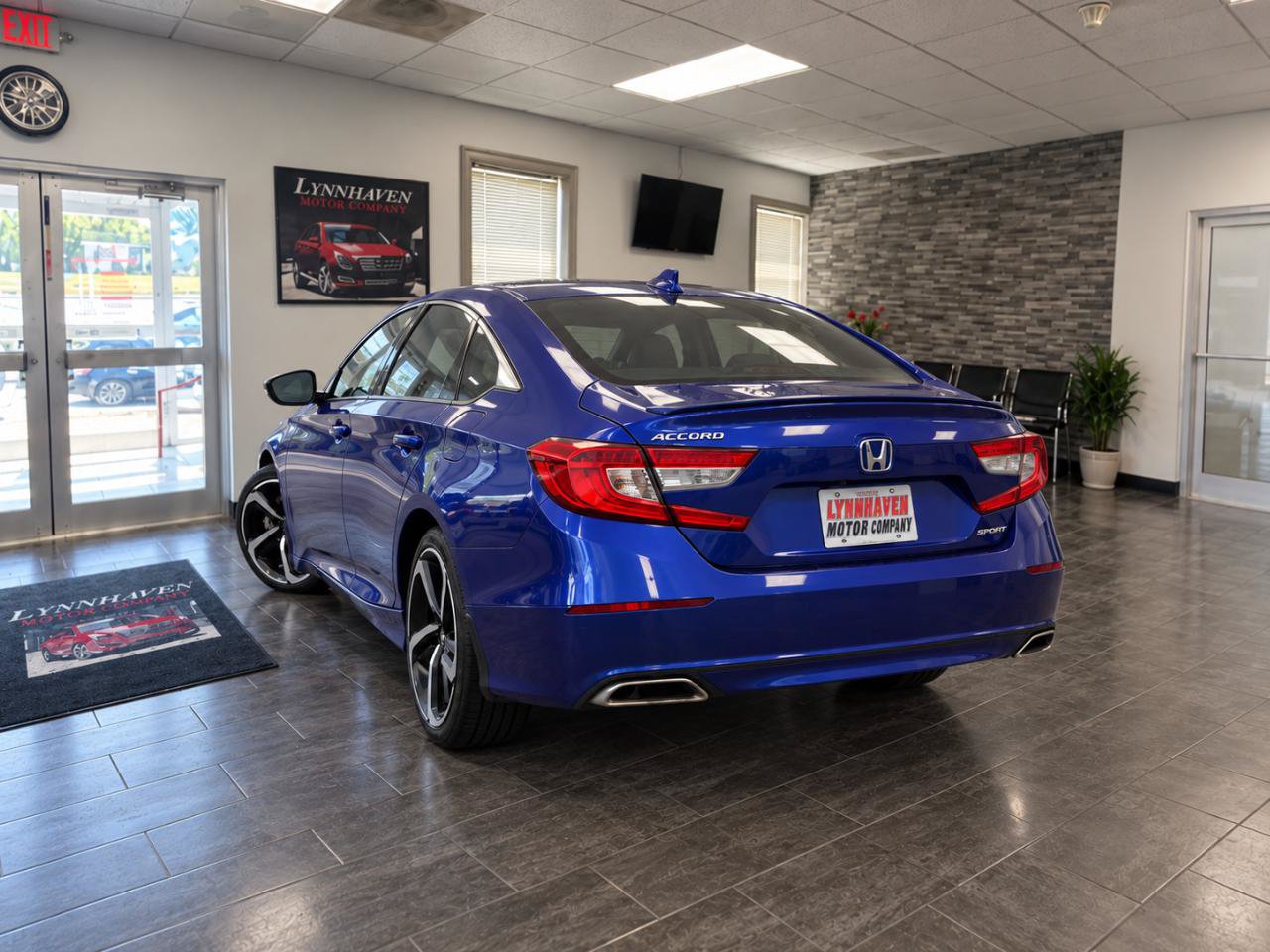 Used 2021 Honda Accord Sport image 6