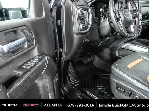 Used 2020 GMC Sierra 2500 AT4 w/ AT4 Premium Package image 9