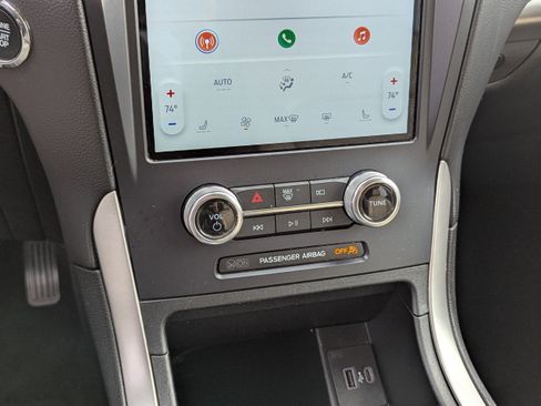 Used 2022 Ford Edge SEL w/ Convenience Package image 23