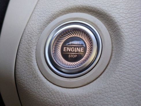 Used 2021 Mercedes-Benz C 300 4MATIC Sedan image 27