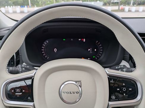 New 2026 Volvo XC60 B5 Ultra w/ Protection Package Premier AWD/4WD image 39
