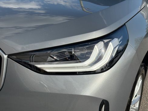 Used 2025 BMW X3 xDrive30i w/ Premium Package image 9