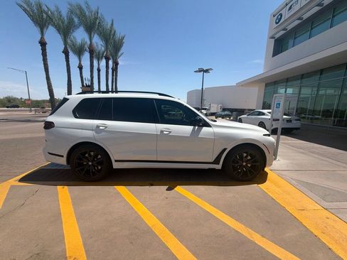 Used 2024 BMW X7 M60i w/ Executive Package AWD/4WD image 7