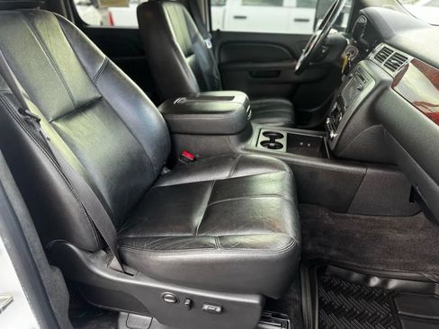 Used 2014 GMC Sierra 2500 SLT AWD/4WD image 20