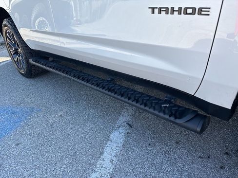 Used 2022 Chevrolet Tahoe Z71 w/ Luxury Package image 4