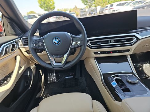 Used 2023 BMW i4 eDrive35 w/ Premium Package RWD image 16