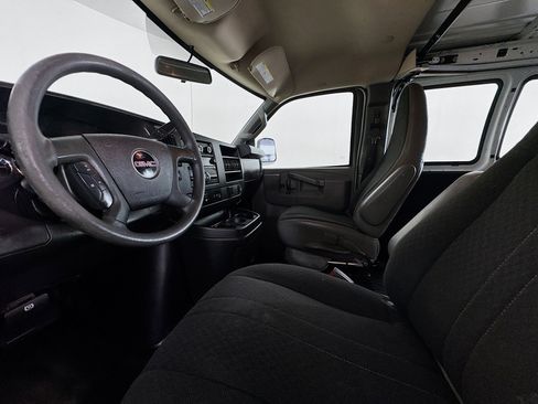 Used 2019 GMC Savana 2500 Work Van w/ Driver Convenience Package image 18