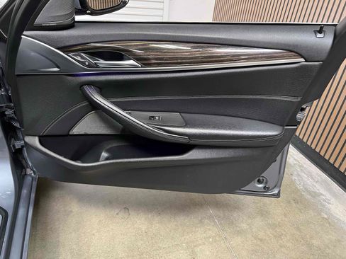 Used 2017 BMW 540i xDrive AWD/4WD image 74
