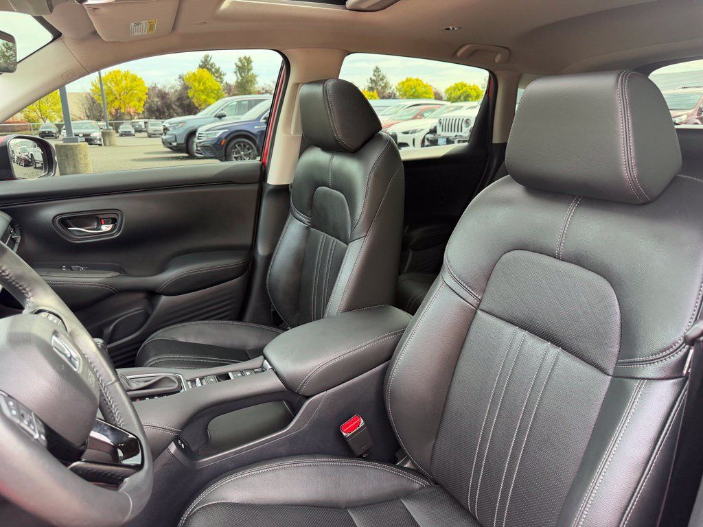 Used 2024 Honda HR-V EX-L image 14