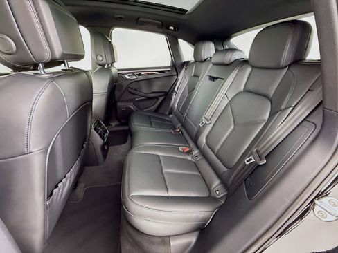 New 2026 Porsche Macan S image 25