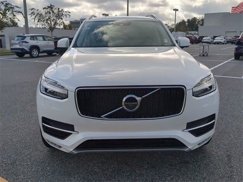 Used 2017 Volvo XC90 T6 Momentum w/ Vision Package image 9