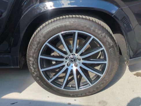 New 2025 Mercedes-Benz GLS 450 4MATIC image 16