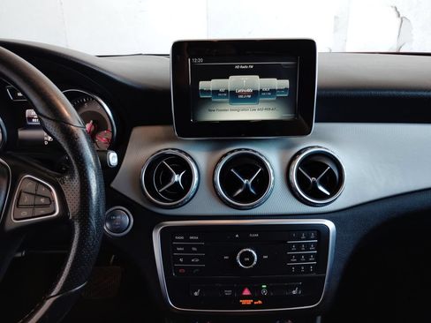 Used 2017 Mercedes-Benz GLA 250 w/ Premium Package image 24