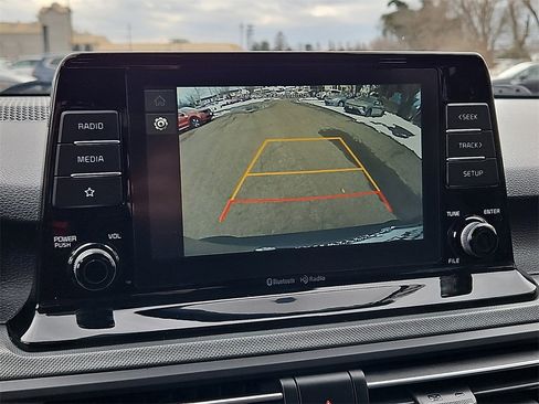 Certified 2022 Kia Seltos LX image 20