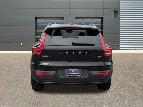 New 2026 Volvo XC40 B5 Plus w/ Protection Package Premier image 6