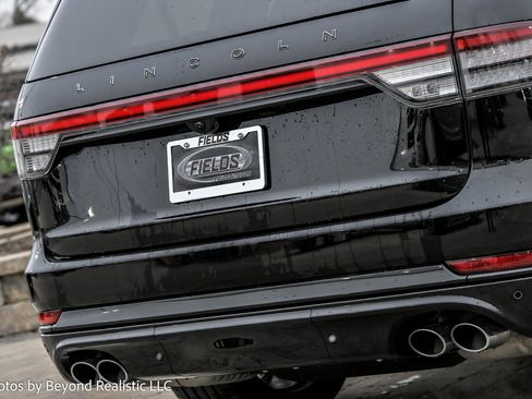 Used 2025 Lincoln Aviator Black Label w/ Jet Appearance Package image 14
