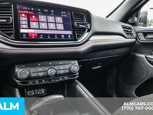 Used 2025 Dodge Durango GT RWD image 39