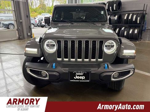 Used 2022 Jeep Wrangler Unlimited Sahara w/ Cold Weather Group image 2