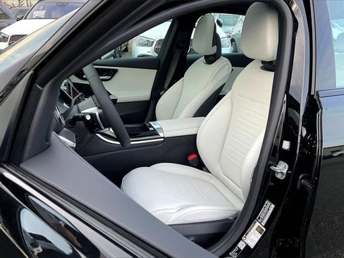 New 2026 Mercedes-Benz C 300 4MATIC Sedan image 9