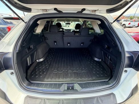 Used 2021 Subaru Outback Premium w/ Popular Package #1 AWD/4WD image 24