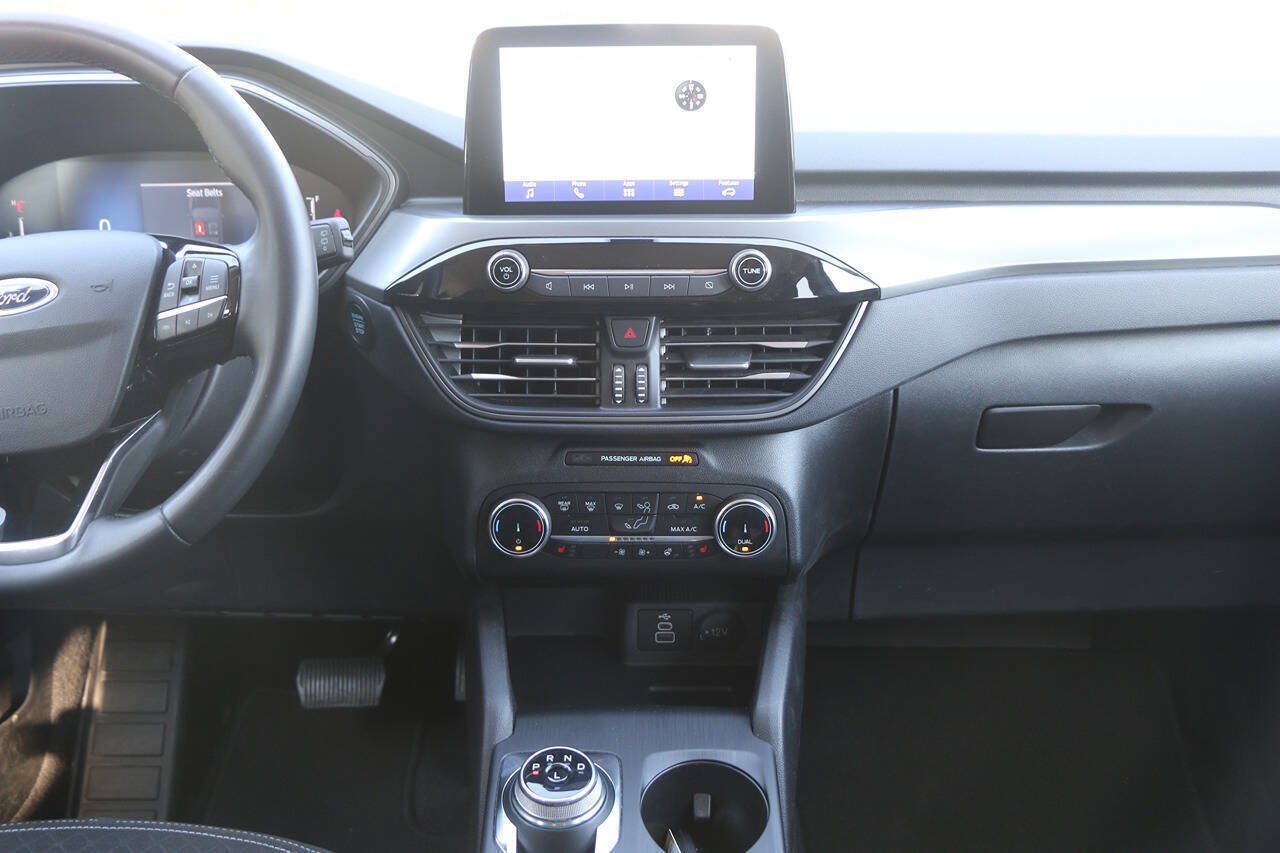 Certified 2024 Ford Escape Active AWD/4WD image 20