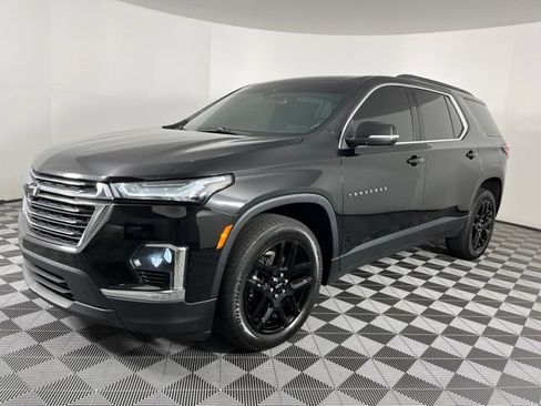 Used 2023 Chevrolet Traverse LT AWD/4WD image 6