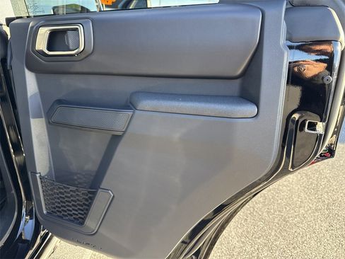 New 2025 Ford Bronco Badlands w/ Sasquatch Package image 17