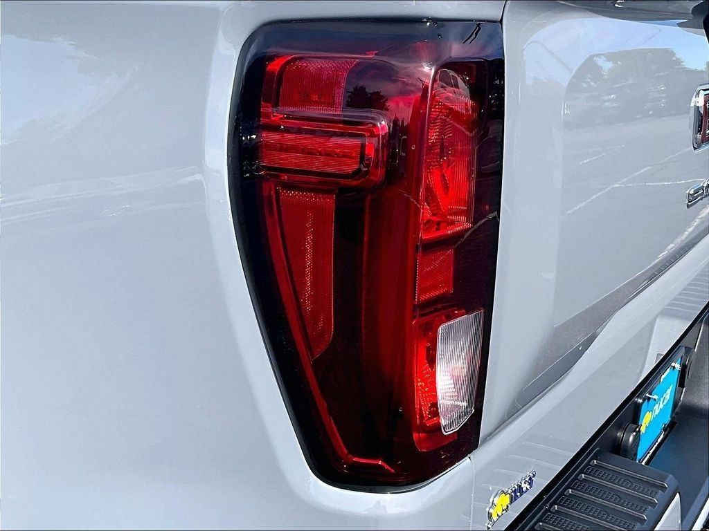 Used 2024 GMC Sierra 1500 Elevation AWD/4WD image 35