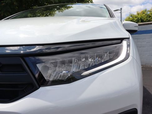 Used 2026 Honda Odyssey EX-L image 9