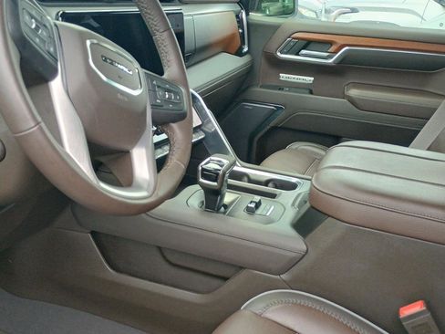 Used 2023 GMC Sierra 1500 Denali image 4