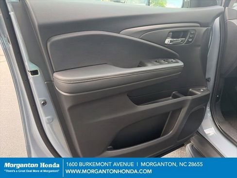 Used 2025 Honda Ridgeline RTL image 14