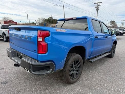 Used 2025 Chevrolet Silverado 1500 LT Trail Boss w/ LPO, Dark Essentials Package image 13