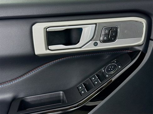 Used 2023 Ford Explorer ST w/ Equipment Group 401A image 19